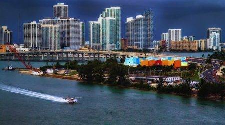 Miami Beach work exchange program in a hostel